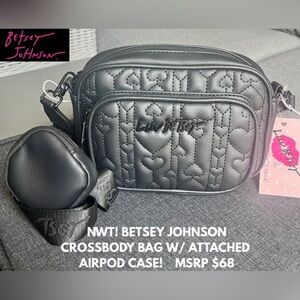 NWT! BETSEY JOHNSON CROSSBODY BAG WITH 2 COMPARMENTS & AIRPOD CASE!